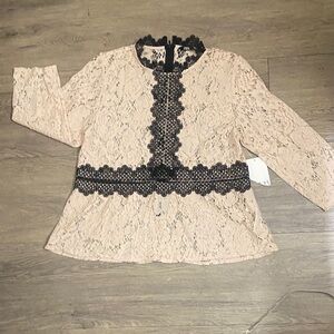 NWT Zara Lace Peplum Blouse in Cream and Black